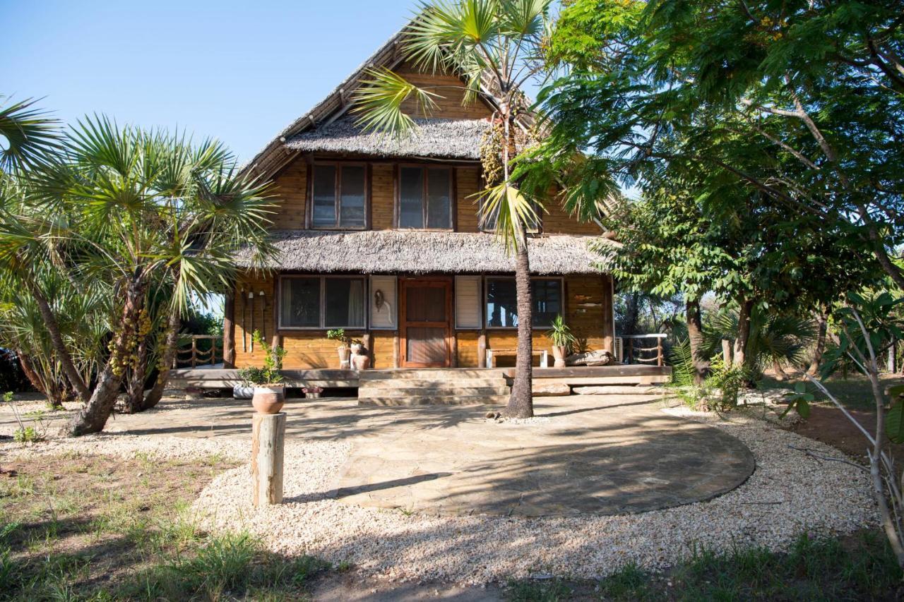 The Overhang Dar-es-Salaam Eksteriør bilde